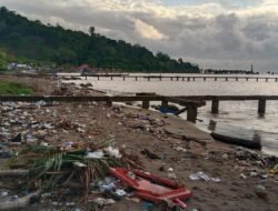 Sampah Cemari Wisata Pantai Air Bangis