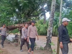 Anggota DPRD Agam Joni Putra Telusuri Pencarian Orang Hanyut