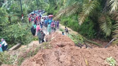 Longsor Beruntun di Palembayan “Jalan yang Runtuh dan Waktu yang Seakan Membeku”