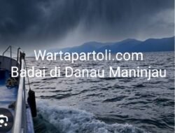 Badai Timur Menggulung Danau Maninjau.