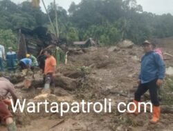 Helton Telusuri Tapak Duka, “Sebuah Kemanusiaan di Tengah Galodo Agam”