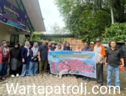 Warga Terdampak Bencana Salareh Aia Timur Terima Bantuan Kemanusiaan Disbuntanhor