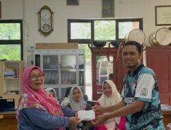 Alumni SMA Negeri 2 Lubuk Basung Salurkan Bantuan bagi 32 Siswa Terdampak Banjir Bandang dan Longsor