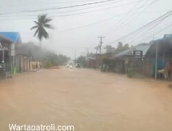 Hujan Yang Tak Kunjung Reda Aliran Sungai Beramas Rendam Permukiman