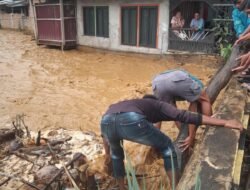 Banjir Rendam Permukiman Warga di Nagari Koto Kaciak, Tanjung Raya