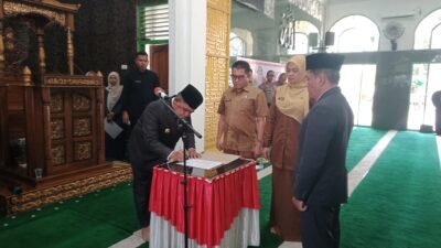 Bupati Agam Lantik Heri Prasetyo Wibowo sebagai Kepala Dinas Pertanian