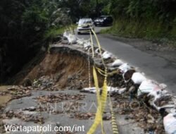 Jalur Kelok 44 Nyaris Putus, Delapan Bulan Tanpa Penanganan, Publik Pertanyakan Keseriusan Pemerintah