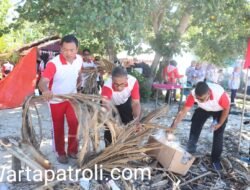 Polres Pasaman Barat Gelar Aksi Bersih Pantai Pulau Pigago Sambut HUT RI ke-81